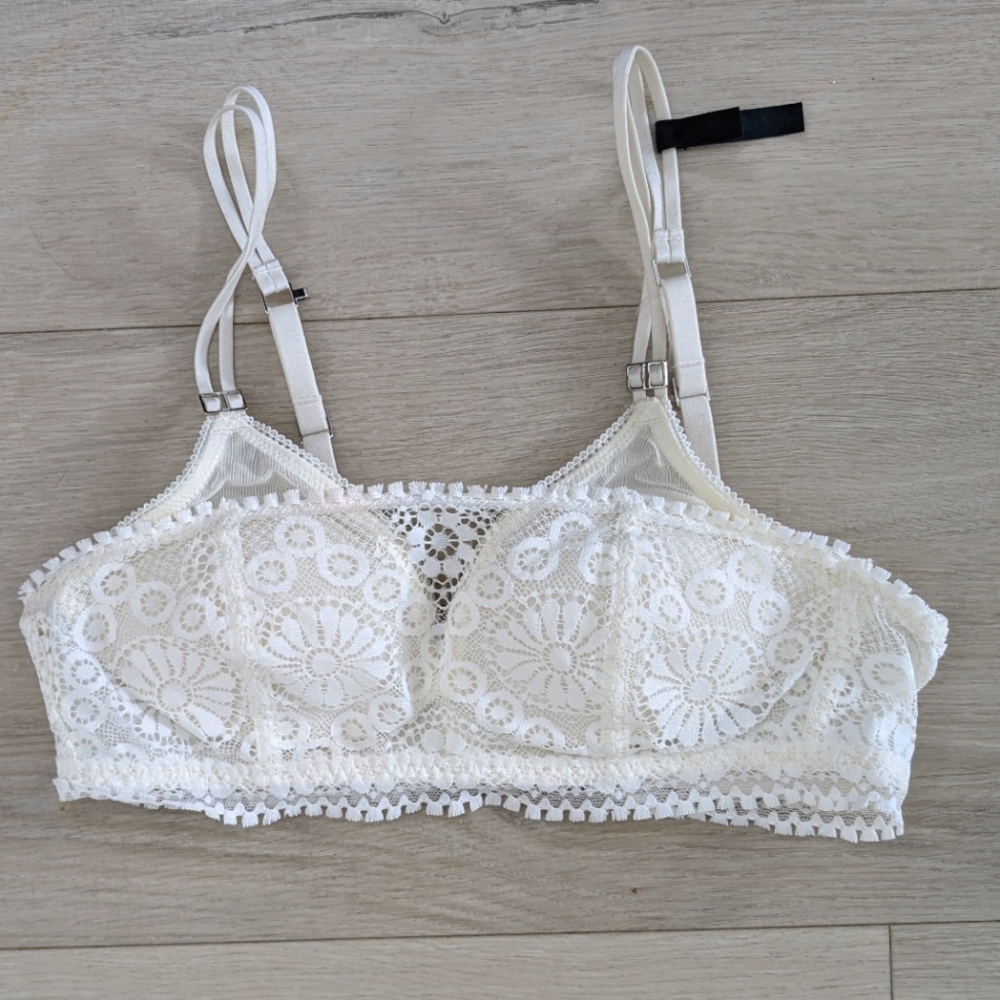 AERIE | Women's Ivory Real Power Wireless Padded Bra Size 32A